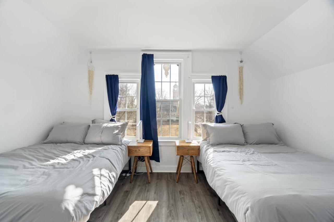 Cozy Gem In The Heart Of East Rock With Free Parking Near Yale And Dt Apartment นิวเฮฟเวน ภายนอก รูปภาพ