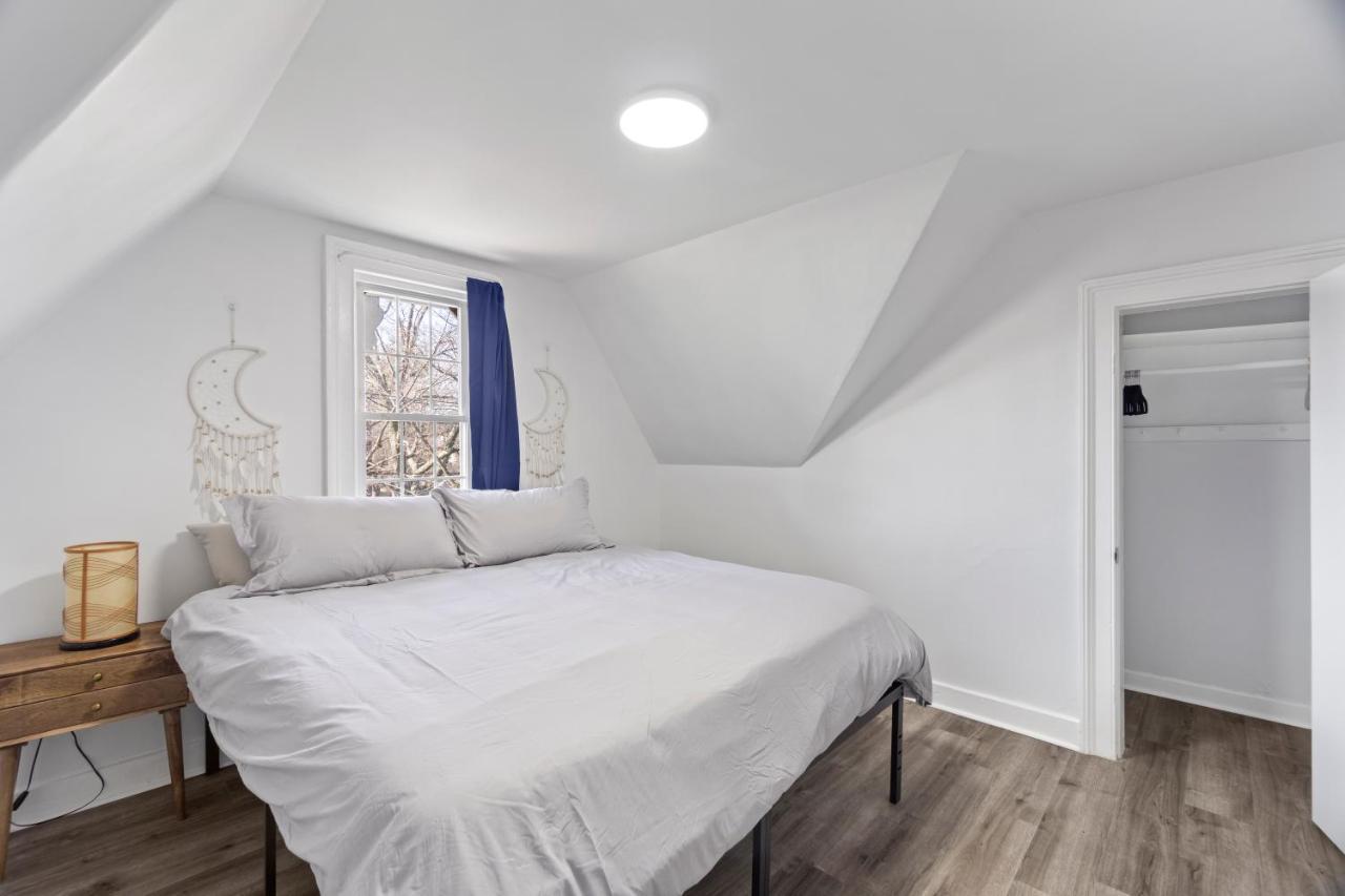 Cozy Gem In The Heart Of East Rock With Free Parking Near Yale And Dt Apartment นิวเฮฟเวน ภายนอก รูปภาพ