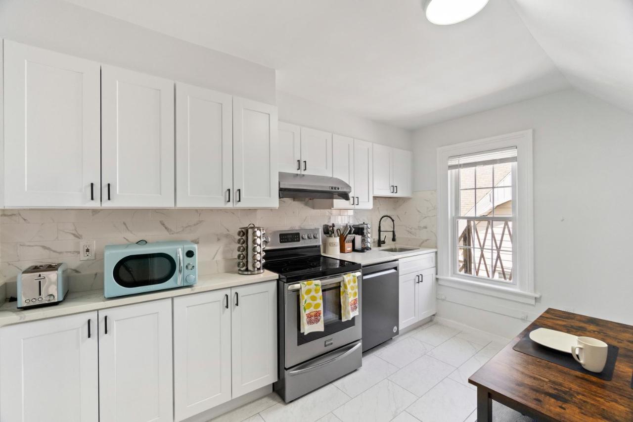 Cozy Gem In The Heart Of East Rock With Free Parking Near Yale And Dt Apartment นิวเฮฟเวน ภายนอก รูปภาพ